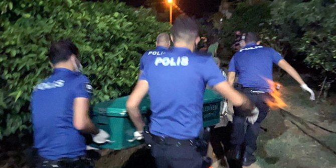 Asansör kabinin altında kalan kadın öldü