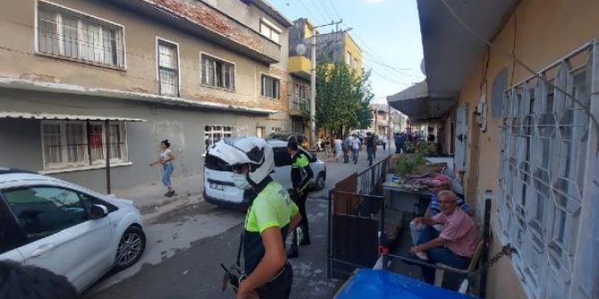 Husumetli iki ailenin kavgasında 1 yaşındaki bebeğe de 7 saçma isabet etti: 12 yaralı