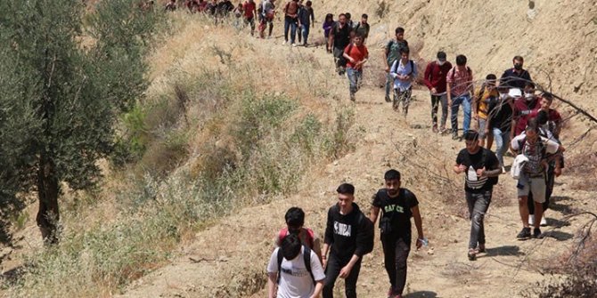 Afganistan'da sınırlar kapandı, göç azaldı