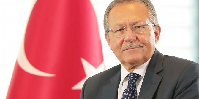 Vefat eden Ahmet Edip Uğur kimdir? AK Parti'den istifa açıklamasında neler söylemişti?