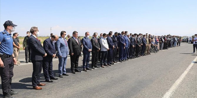Iğdır'da 6 yıl önce PKK'nın saldırısında şehit olan 13 polis anıldı