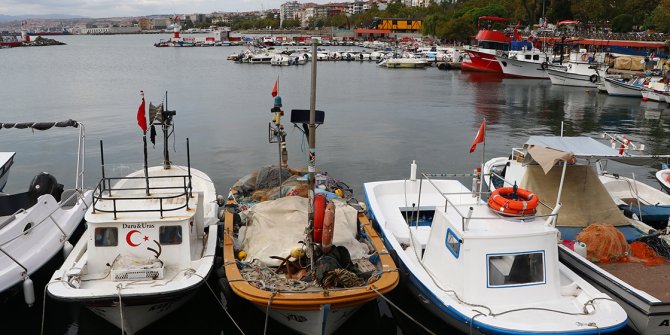 Marmara'da balıkçıların zorunlu 'poyraz' paydosu bugün sona eriyor