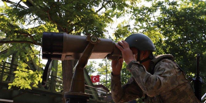 MSB: Yunanistan'a kaçmaya çalışan 9'u FETÖ üyesi 11 kişi yakalandı