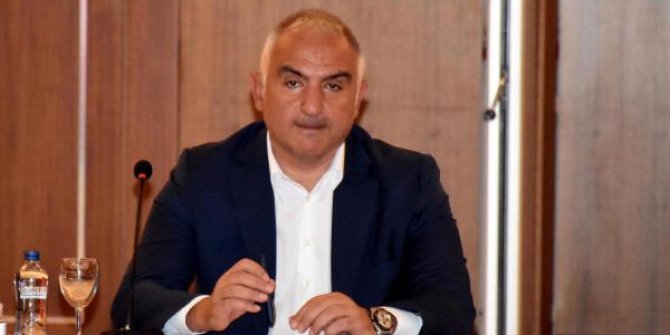 Bakan Ersoy, Marmaris'te 3'üncü kez turizmcilerle bir araya geldi