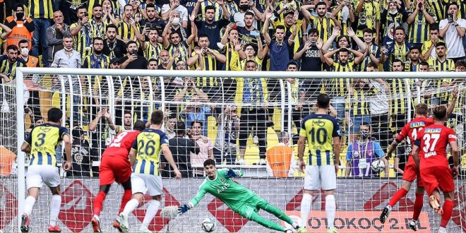 Fenerbahçe, üstünlüğünü koruyamadı