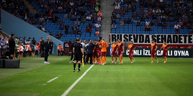 Galatasaray sonunu getiremiyor