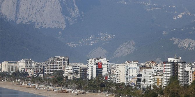 Yabancıya konut satışı rekor kırmaya devam ediyor