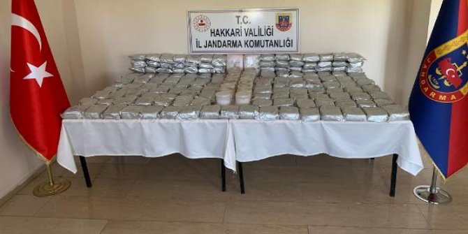 MİT ve jandarmanın operasyonunda 173 kilo eroin ile 16 kilo metamfetamin ele geçirildi