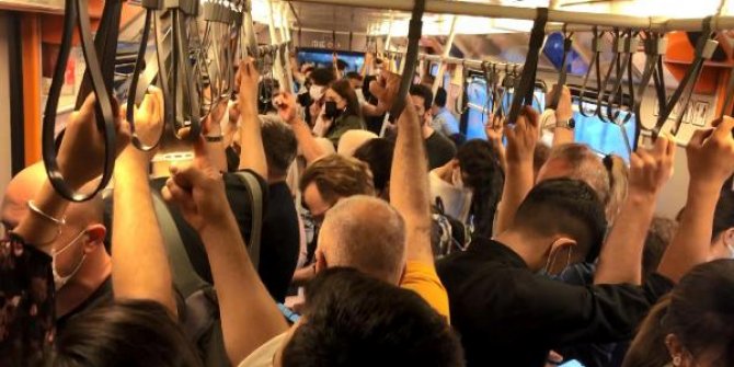 Trafik yoğunluğu yüzde 72”ye çıktı.. Metro-metrobüste  sosyal mesafesiz yolculuk