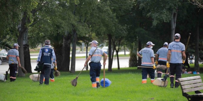 Kartal sahilinde ‘Dünya Temizlik Günü’ etkinliği