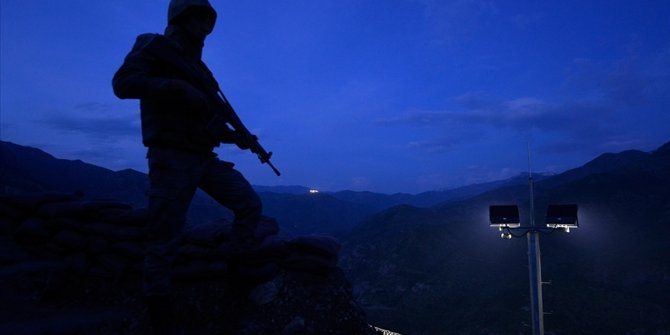 Diyarbakır'da bombalı saldırı hazırlığındaki PKK'lı terörist yakalandı
