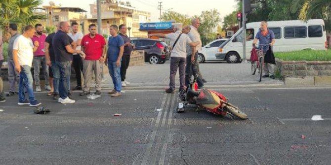 Bisiklet sürücüsüne çarpıp kaçan ehliyetsiz sürücü, kırık dikiz aynasından yakalandı