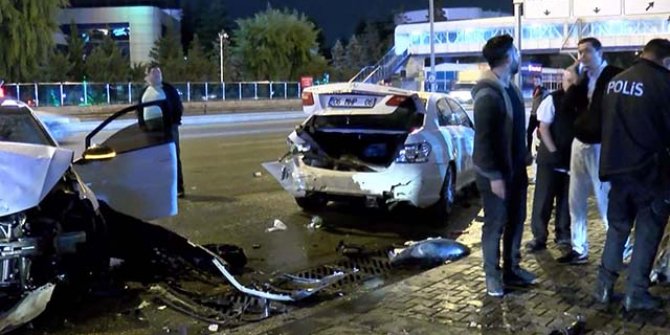 Ankara'da 7 araçlı zincirleme kaza: 2 yaralı