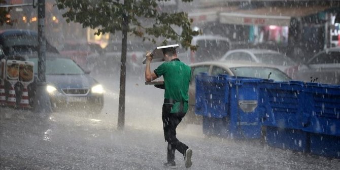 İstanbul, Kocaeli ve Sakarya'da kuvvetli yağış bekleniyor