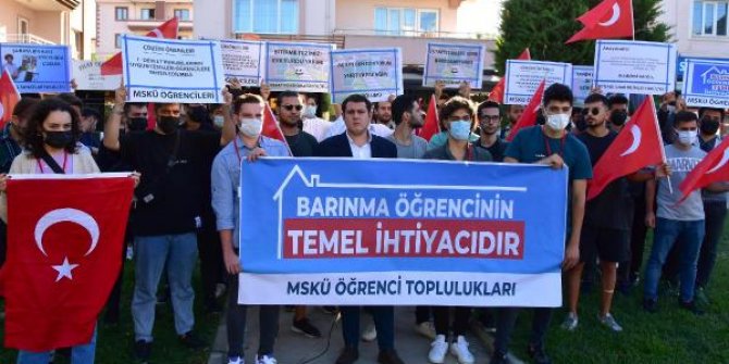 Muğla'da üniversite öğrencilerinden 'barınma' protestosu