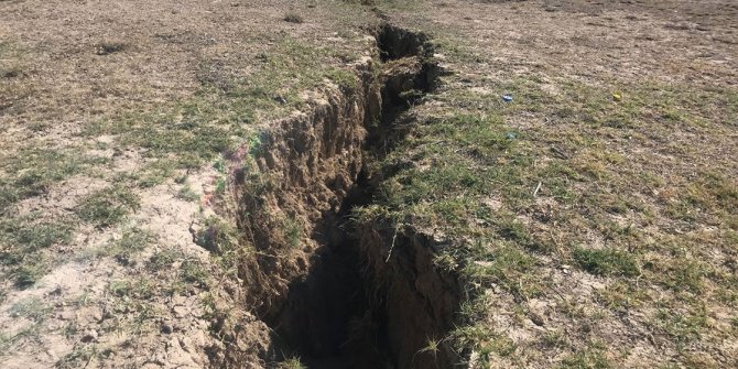 Konya Ovası'ndaki yüzey yarıkları yerleşim yerlerine ulaştı