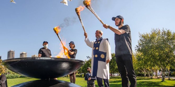 Ankara Üniversitesi’nde ‘Bilim Ateşi’ yakıldı