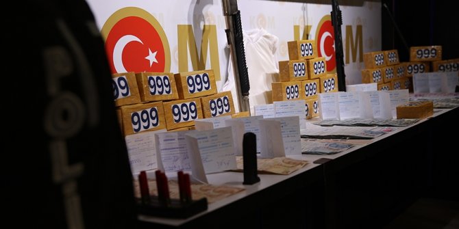 3 ilde ele geçirilen 71,6 kilogram uyuşturucu Ankara Emniyetinde sergilendi