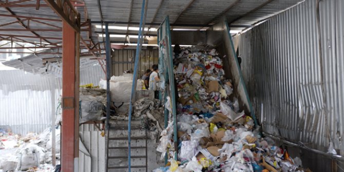 Kağıt atıkların geri dönüştürülmesiyle 60 bin ağaç kurtarıldı
