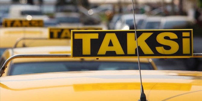 İBB'nin 1000 yeni taksi plakası teklifi UKOME'de oy çokluğuyla bir kez daha reddedildi