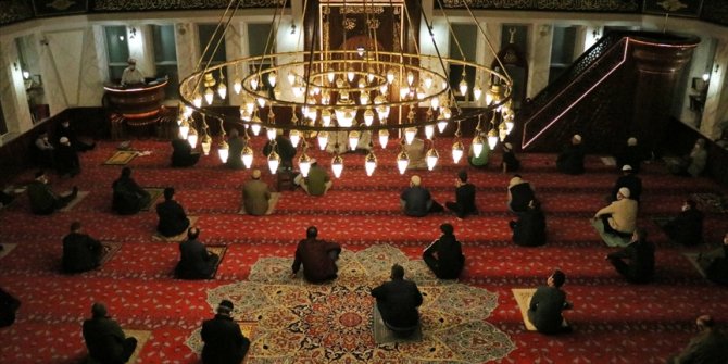 İstanbul Müftü Vekili Yavuz'dan 'Camiye ailenizle gelin' çağrısı