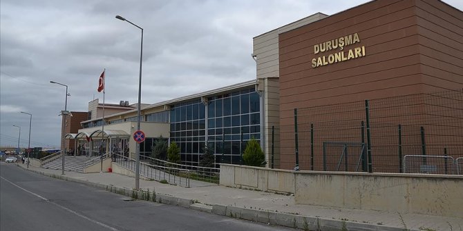 İstanbul'da 126 asker hakkındaki darbe girişimi davasında savunmalar alınıyor