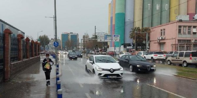 Meteorolojiden İzmir için 'yağış' uyarısı