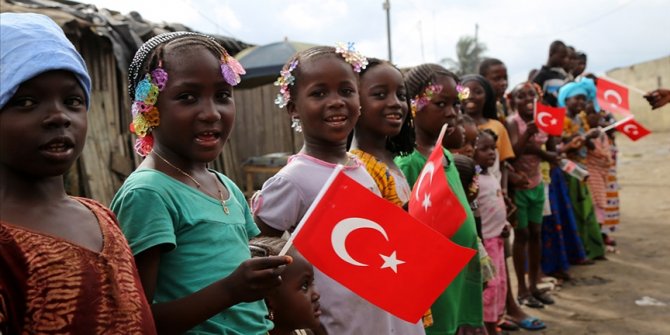 Türkiye-Afrika dostluğu eğitim, kalkınma ve kültür iş birliğiyle güçleniyor