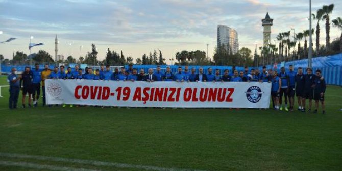 Adana Demirsporlu futbolculardan “aşı olun” çağrısı