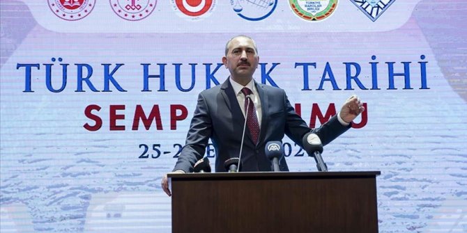 Adalet Bakanı Gül: 'Hukuk devleti' ile 'kanun devleti'ni değil, insan haklarına dayanan devleti kastediyoruz