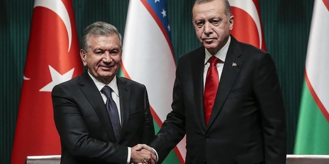 Cumhurbaşkanı Erdoğan, Özbekistan Cumhurbaşkanı Mirziyoyev ile telefonda görüştü