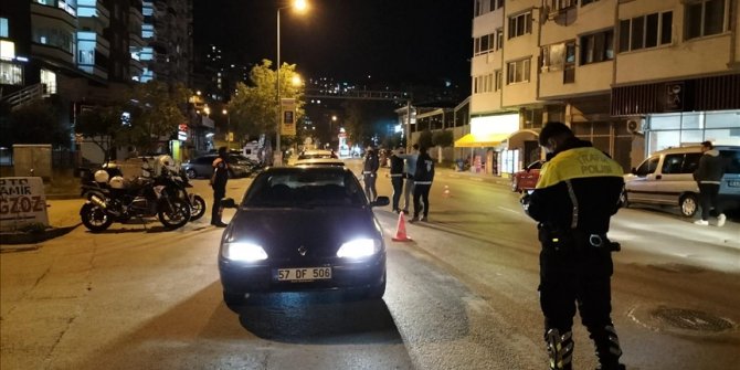Bursa'da 300 polisin katılımıyla asayiş uygulaması yapıldı
