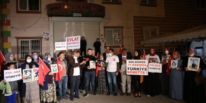 Diyarbakır annelerinin oturma eylemine bir aile daha katıldı