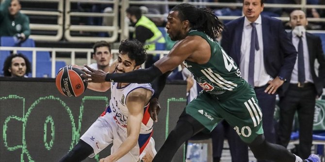 Anadolu Efes deplasmanda Panathinaikos'a yenildi