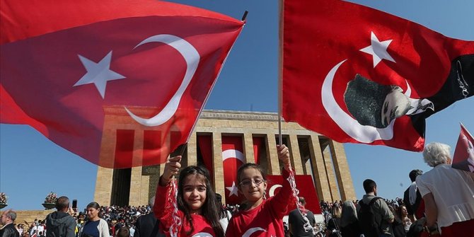 Türkiye Cumhuriyeti 98 yaşında
