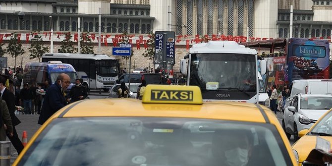 İBB'nin 5 bin yeni taksi plakası teklifi oy çokluğuyla reddedildi