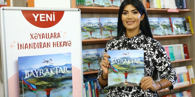 Selçuk Bayraktar'ın hayatı Azerbaycanlı çocuklar için kitaplaştırıldı