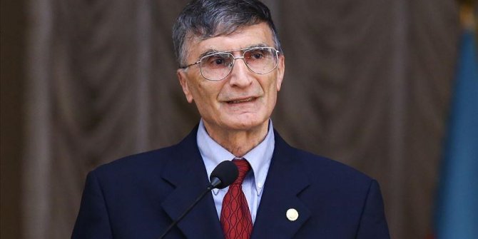 Aziz Sancar gençlere seslendi: İnatçı olmalı ve bilimsel teknolojiyi takip etmelisiniz