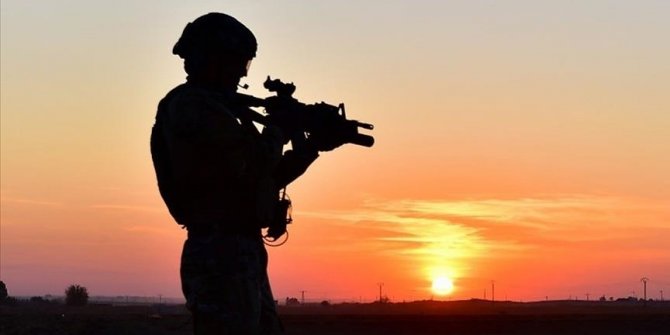 Irak'ın kuzeyindeki Hakurk'ta teröristlerle girilen çatışmada bir asker şehit oldu