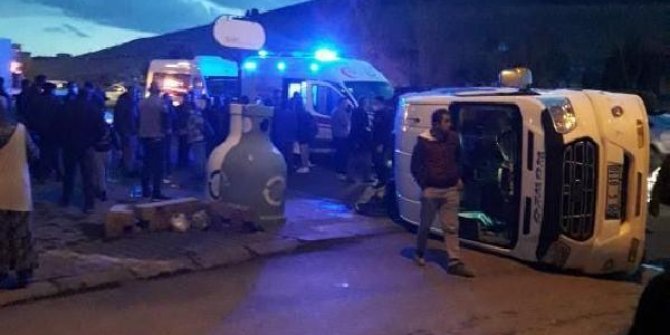 Ankara'da öğrenci servisi devrildi; 6 çocuk yaralandı