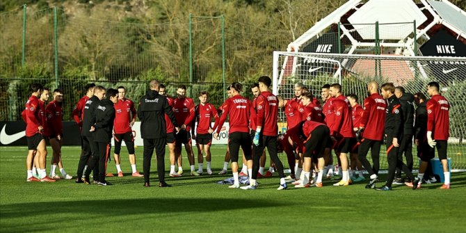 A Milli Futbol Takımı, Cebelitarık maçı hazırlıklarına başladı