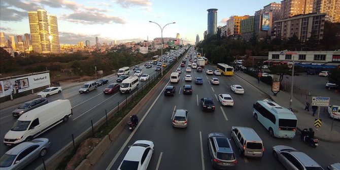 Makas atıp şerit değiştirenlere 35 milyon lira ceza