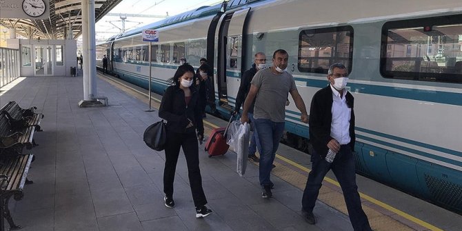 YHT'lerle bugüne kadar taşınan yolcu sayısı 60 milyona yaklaştı