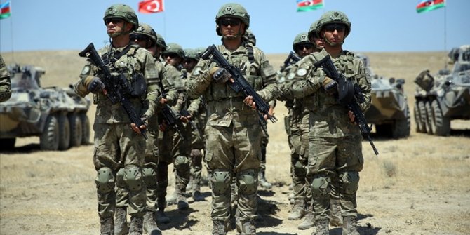 Türk askerinin Azerbaycan'daki görev süresinin 1 yıl uzatılmasına ilişkin karar Resmi Gazete'de
