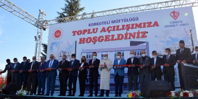 Diyanet İşleri Başkanı Erbaş, Korkuteli'de açılış törenine katıldı