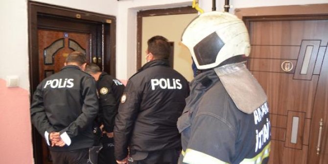 Annesini mutfağa kilitledi, olayı duyup gelen babasını polis güçlükle engelledi