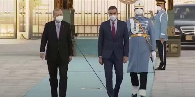 Cumhurbaşkanı Erdoğan, İspanya Başbakanı Sanchez ile bir araya geldi