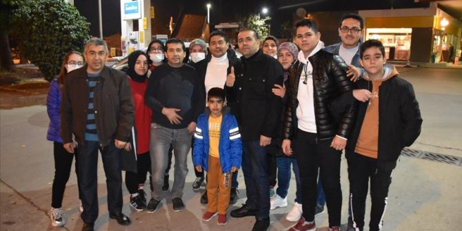 Libya'da kurtarılan 7 Türk vatandaşından Nurettin Çalık ailesine kavuştu