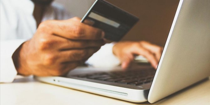 Kişisel Verileri Koruma Kurumu internetten alışverişlerde dikkat edilmesi gerekenleri derledi