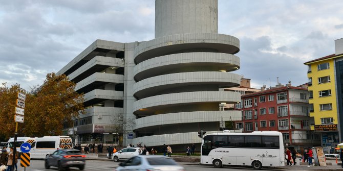 Sıhhiye Çok Katlı Otoparkı Yeniden Hizmete Açıldı